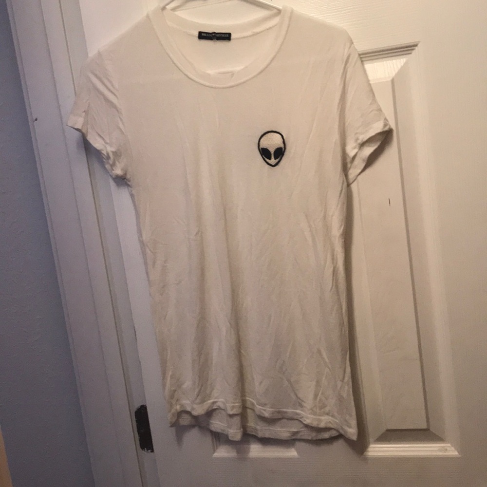 Brandy Melville white alien T-shirt